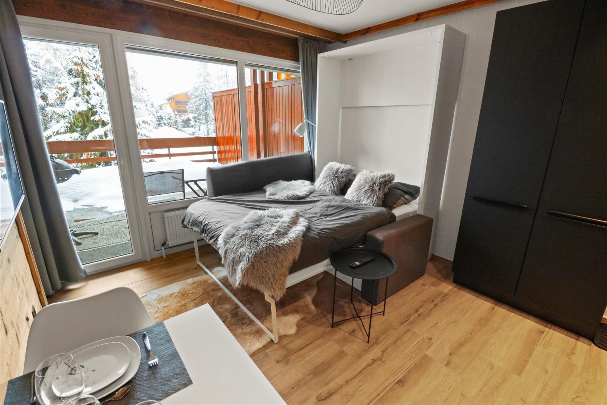 Joli Studio Avec Parking Gratuit Crans-Montana Exterior photo