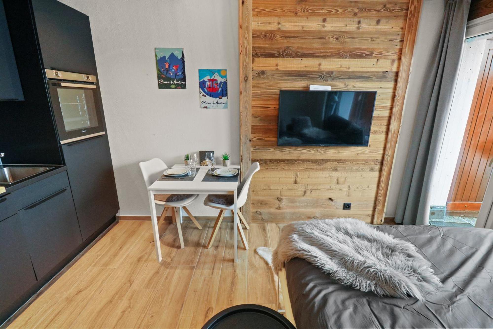 Joli Studio Avec Parking Gratuit Crans-Montana Exterior photo