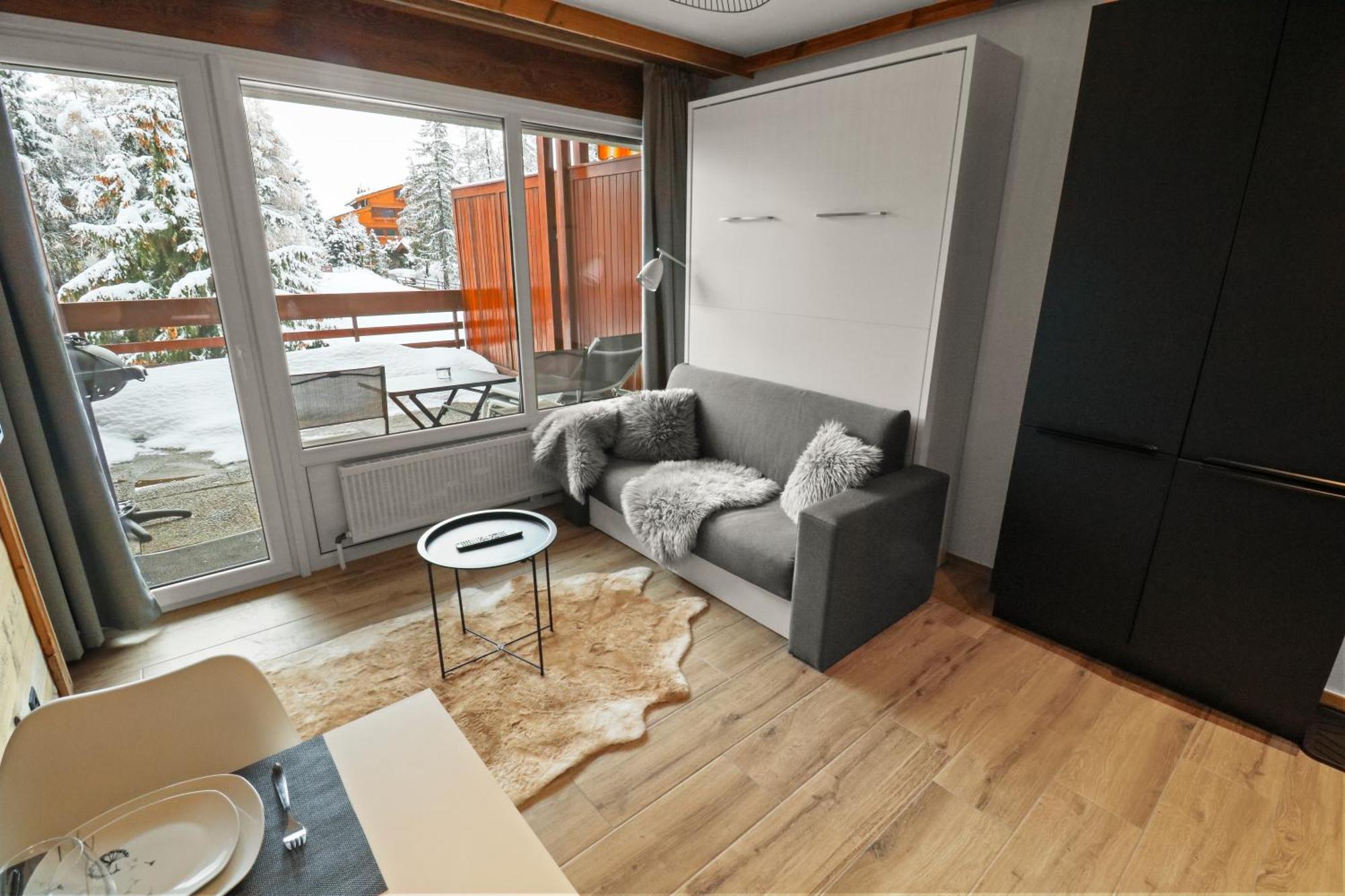 Joli Studio Avec Parking Gratuit Crans-Montana Exterior photo