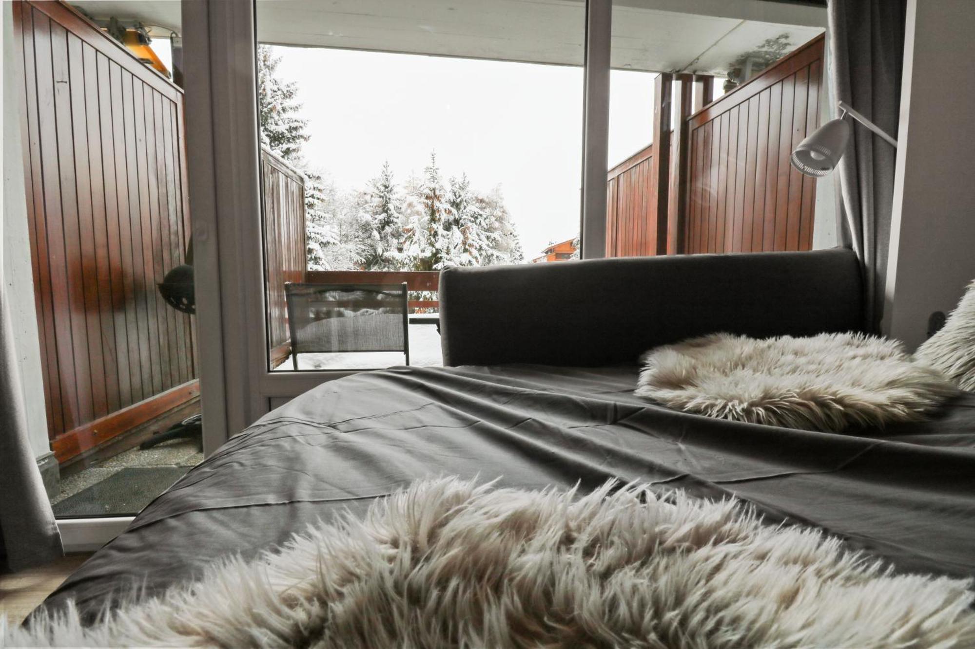 Joli Studio Avec Parking Gratuit Crans-Montana Exterior photo