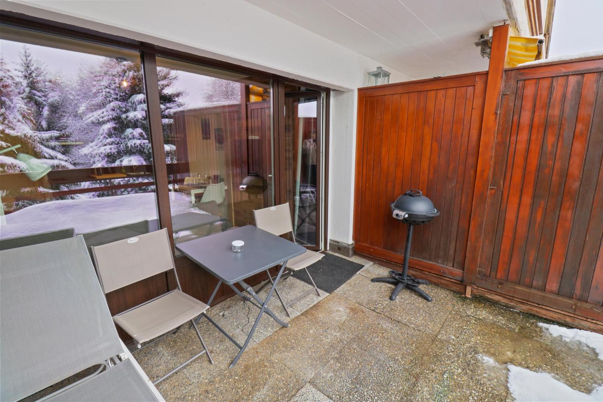 Joli Studio Avec Parking Gratuit Crans-Montana Exterior photo